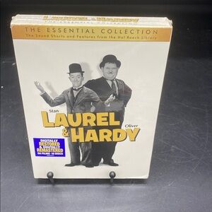 The Essential Collection Stan Laurel & Oliver Hardy